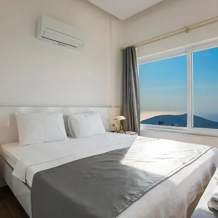 Sleeps 6 With Pool And Air Con * Kalkan