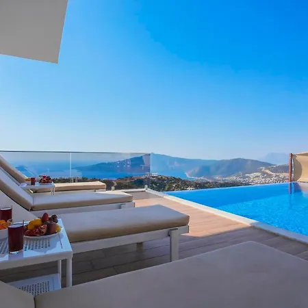 Villa Sleeps 6 With Pool And Air Con *